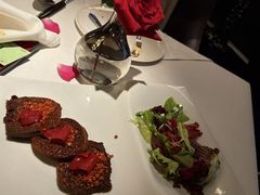 -弦月窗LUNETTE BY AMANDA(复兴路店)