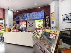 -牛一嘴·兰州牛肉面·大盘鸡(财富中心店)