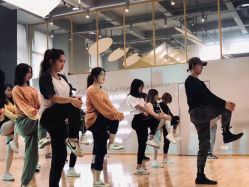 -YASAKI国际舞蹈中心