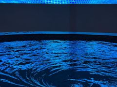 -涨巢·潮玩水疗局