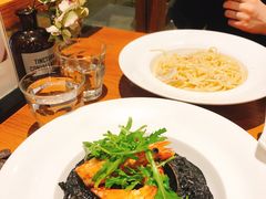 墨鱼汁海鲜饭-UPPER KITCHEN(延安路店)