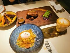 -阿妮叶李(光谷世界城店)