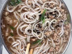 -正宗杨记普洱酸醋米线(总店)