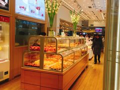 面包甜点陈列柜-好利来(东直门银座店)