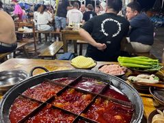 -正南齊北重庆老火锅(光华村直营店)