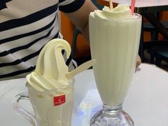 -古老冰山特色冰淇淋店(艾提尕尔店)