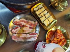 -胡悦里韩式烤肉(芝罘万达广场店)