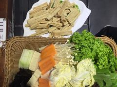-重庆德庄火锅(体育中心店)