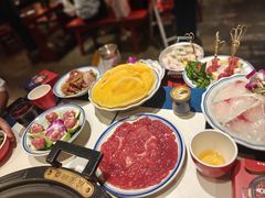 -爱你您·自家鱼塘·活水喷泉鱼火锅(八里店)