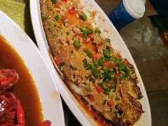 -潜江油焖大虾·小龙虾10年老店(清泉路店)