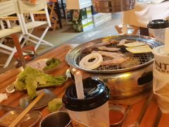 -叽叽扎扎烤肉场(生态城万达店)