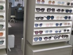 -目艮眼镜SHOWROOM(品牌集合店)