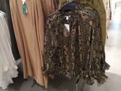 -H&M(鹏欣水游城店)