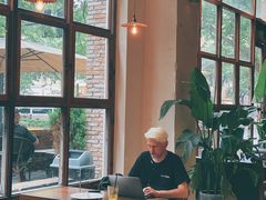 -VESH COFFEE(定西路店)