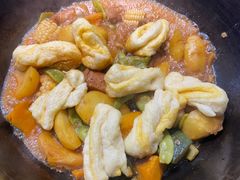 -鱼窝棚柴火铁锅炖(富山屯店)