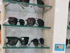 -罗创丹阳眼镜(童卫路店)