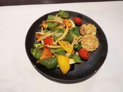 -马克西姆俄罗斯餐厅(通亚街店)