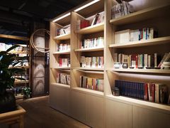 -光海书局(南京东路第一百货店)