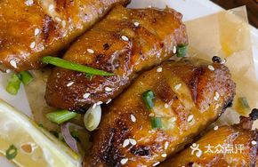 Signature Honey Glazed Chicken Wings