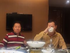 -快乐海鲜酒楼(滇池路店)