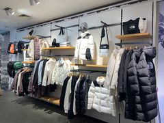-王府井百货(中州中路店)