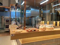 面包甜点陈列柜-西村叔叔的店·面包·甜品·蛋糕(清河万象汇店)