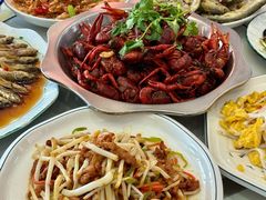 -丹水桥地锅鱼·翘嘴鲌·地方特色全鱼宴(丹江口大坝店)