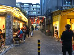 -拈签一笑黄牛肉辣卤串串