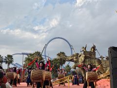 -七彩云南欢乐世界