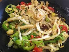 -怂嘴冷锅串串&乐山烧烤(中赢康康谷店)
