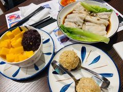 金奖产品-金沙汤丸-香港粤北鼻咸食甜品(上海临港店)