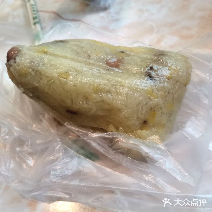 粽氏清源(大南路店)招牌蛋黄咸肉粽图片