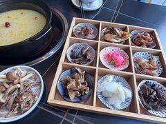 -野菌皇海景野生菌火锅(滨海大道店)
