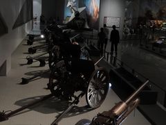 -军事博物馆(地铁站)