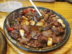 -老东镇啤酒屋海鲜加工·蒸汽海鲜·海鲜烧烤(台东店)