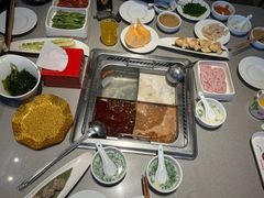 -海底捞火锅(宝龙广场夜宵主题店)