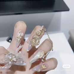 -Pink You美甲洗眉纹绣定制中心
