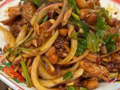 -那红花·东北菜铁锅炖(仙林金鹰店)