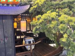 -绿茶餐厅(同成街华联店)