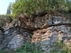 -高荡千年布依古寨旅游景区