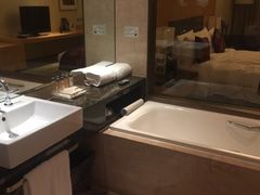 -天津滨海圣光皇冠假日酒店