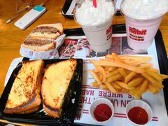 -The Habit Burger Grill 哈比特汉堡(复兴soho店)