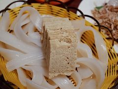 -洞庭洲·防空洞火锅·烧烤·铜锅涮肉(新百广场店)