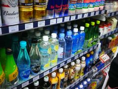 -全家便利店(申江路站店)