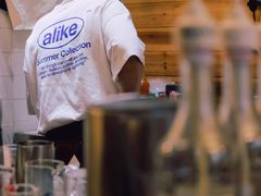-Be Lived Cafe比例咖啡(摩天轮店)