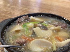 -裕记烧腊连锁餐饮(国商分店)