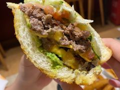 -The Habit Burger Grill 哈比特汉堡(爱琴海店)