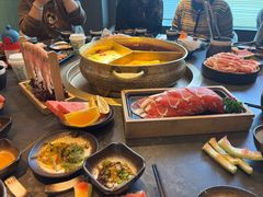-湊湊火锅·茶憩(杭州湖滨银泰in77店)
