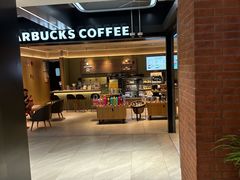 -星巴克臻选(上海中环广场2F店)