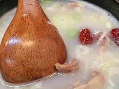 -益百岁牛尾汤(香山路店)